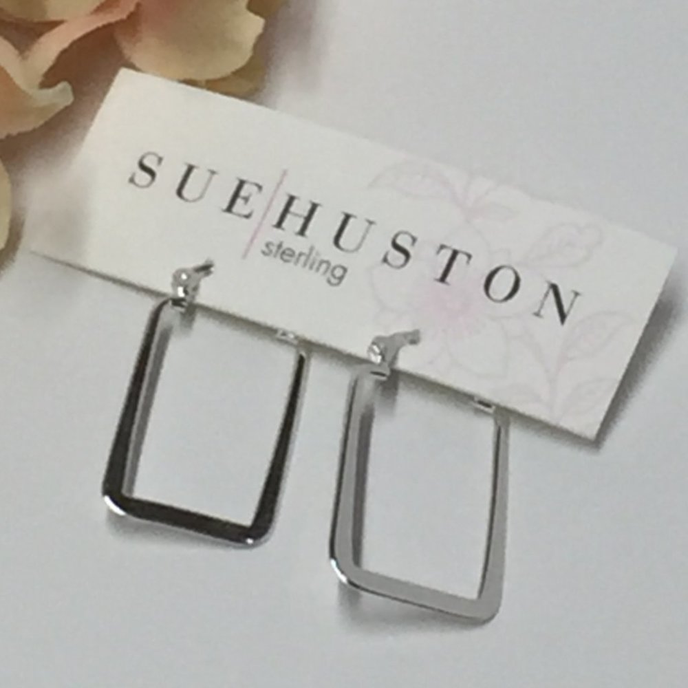 šā¤ļøSterling Silver Rectangle Hoop Earrings - Picture 2 of 5